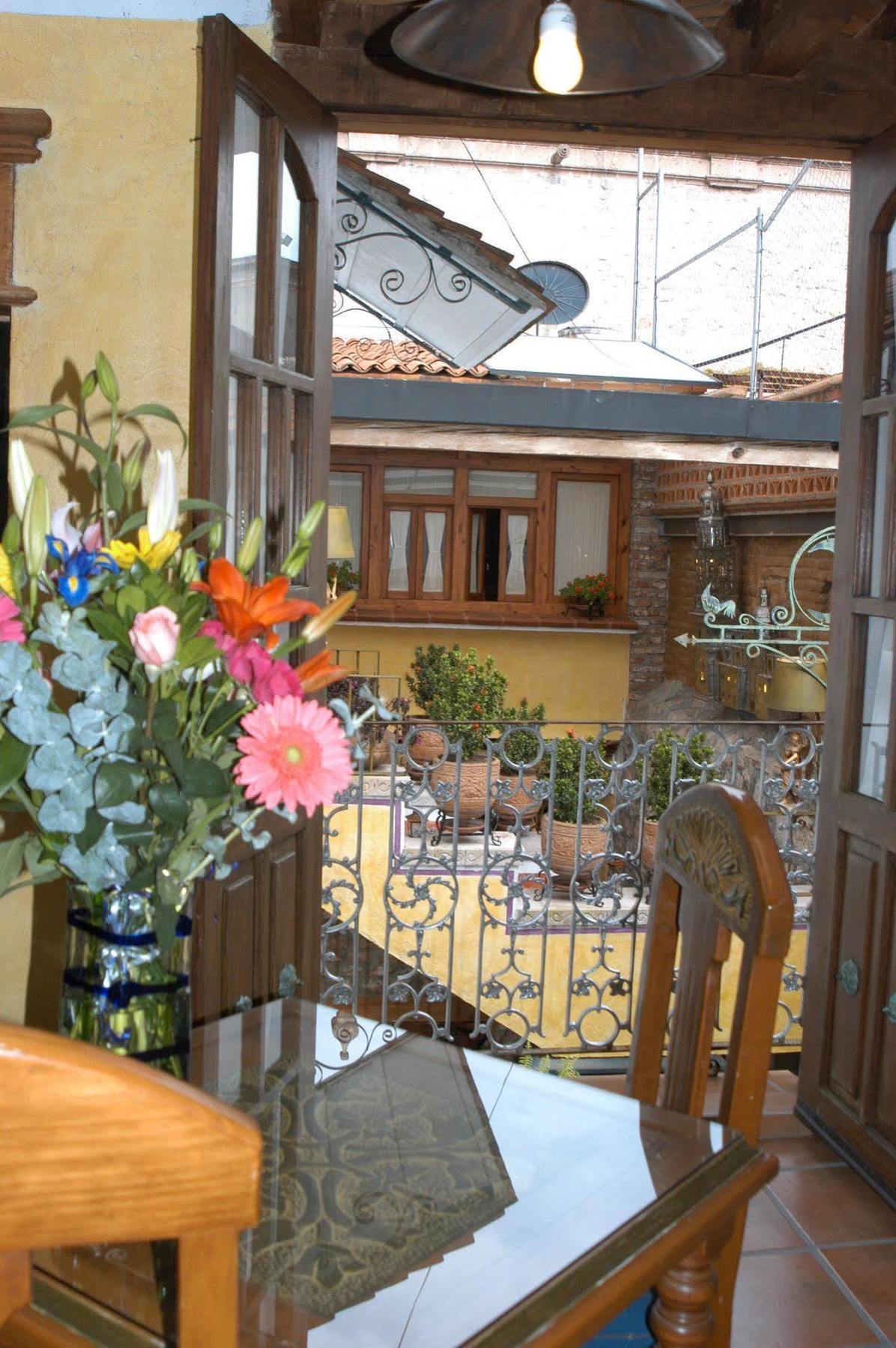 Hotel La Casa De Las Rosas Morelia Zewnętrze zdjęcie